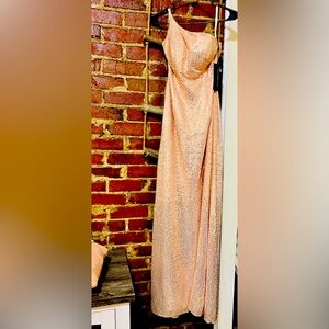 New w Tags Cocomelody Prom or Bridesmaids Dress
